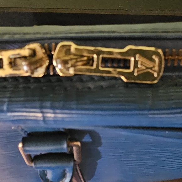 Louis Vuitton Epi Porte Documents Voyager Work Bag Beautiful Teal Leather - Picture 13 of 16